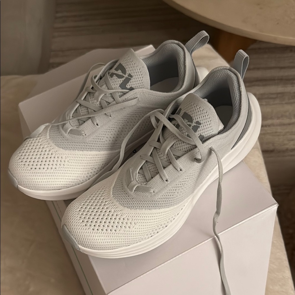 APL brand new white and gray women’s running shoes/ gym shoe
